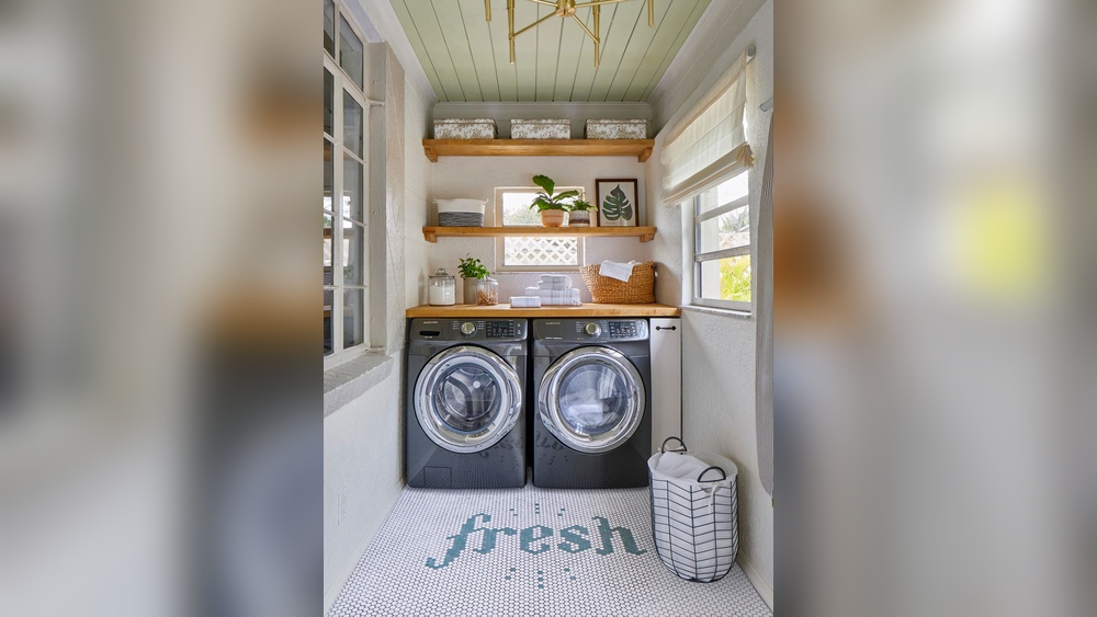 Combination Small Bathroom And Laundry Room Combo Designs
