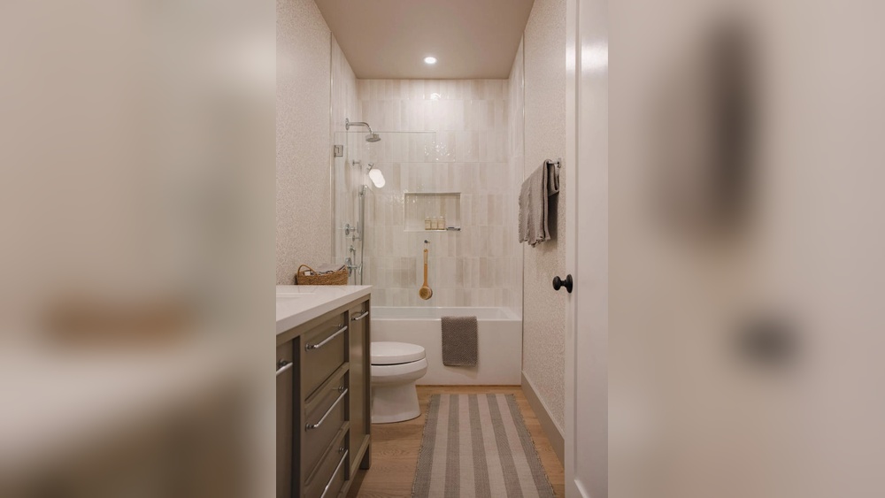 Cozy Bathroom Design