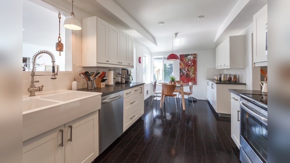 Luxury Rental Kitchens