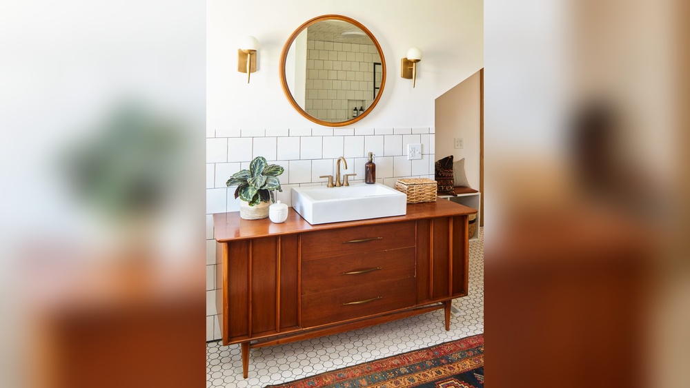 Mid Century Bathroom Design