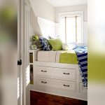 Organizing Small Bedroom Space