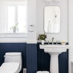 Small Bathroom Designs With Wainscoting