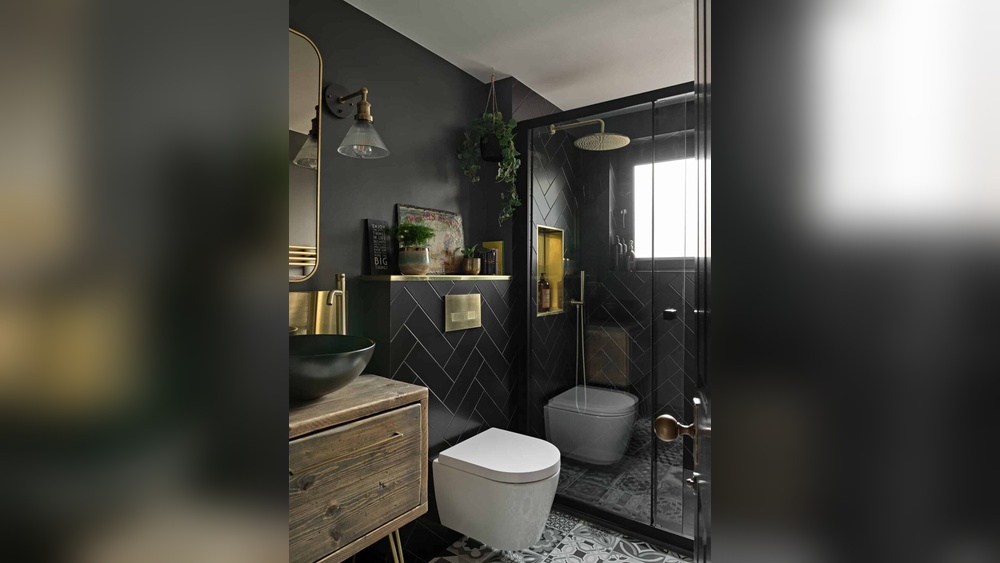 Small Dark Bathroom Design