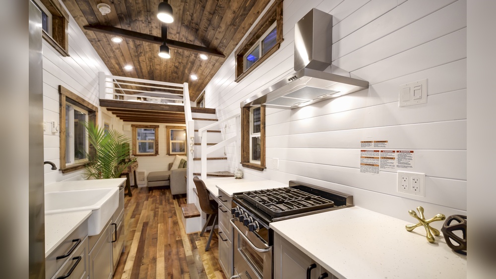 Small Homes With Luxury Kitchens