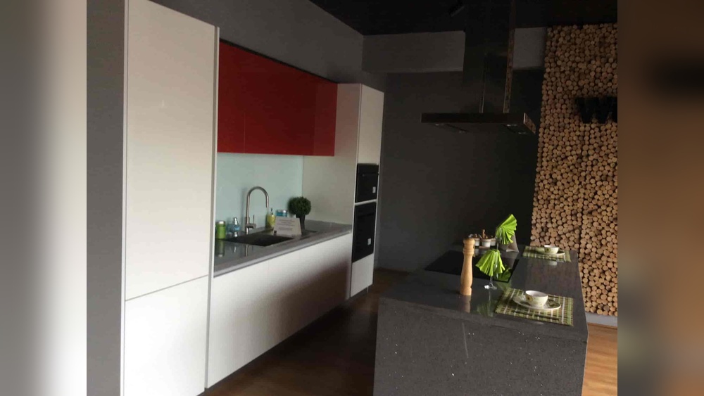 Würfel Küche - Pune - Luxury Modular Kitchens & Wardrobes