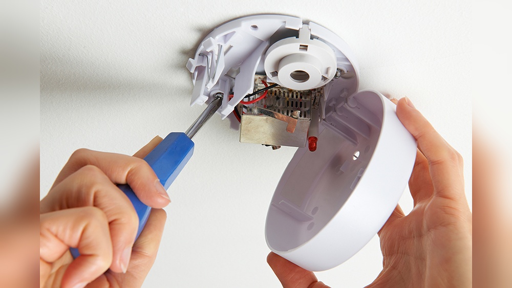 How Do I Open My Smoke Detector