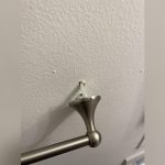 How Do Towel Racks Come off