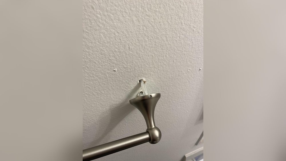 How Do Towel Racks Come off