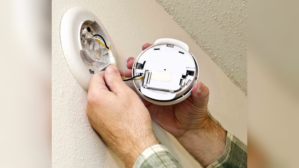 How to Change Battery in Smoke Detector Hardwired