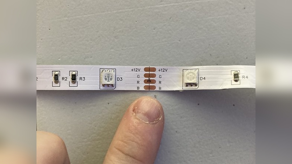 How to Connect Two Strings of Led Lights