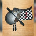 How to Decoraste a Horse Wreath Head