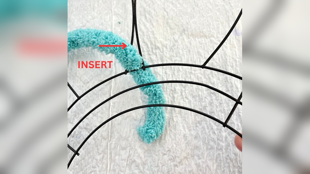 How to Decorate a Bunny Wire Wreath