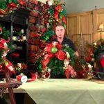 How to Decorate a Christmas Wreath Trees N Trends
