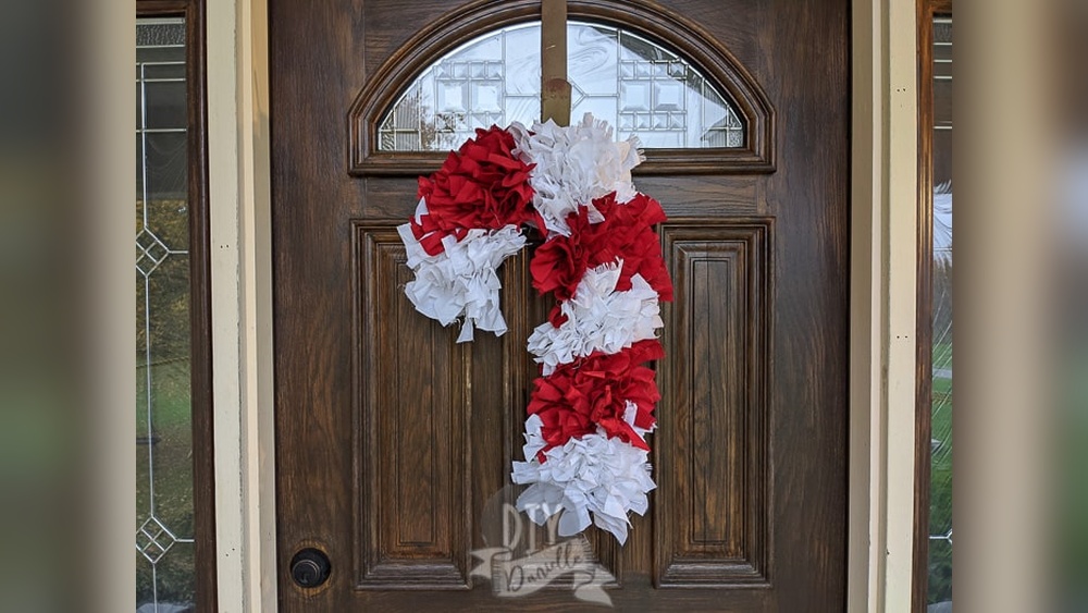How to Decorate a Metal Candy Cane Wreath