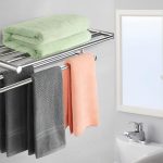 How to Decorate a Towel Rack in a Bathroom