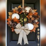 How to Decorate a Wreath for Fall