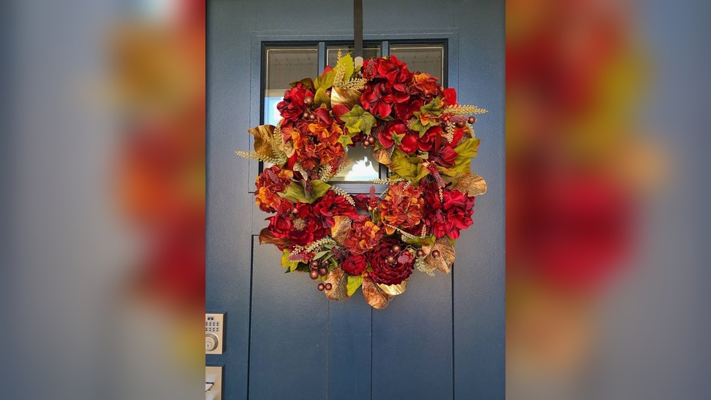 How to Decorate Elegant Fall Grapevine Wreath