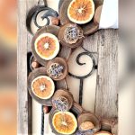 How to Decorate Wire Wreath