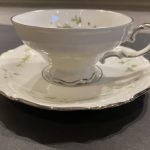 How to Decorate With Crown Jewel Bridal Wreath China Bavaria