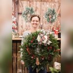 How to Decorate Your Own Wreath