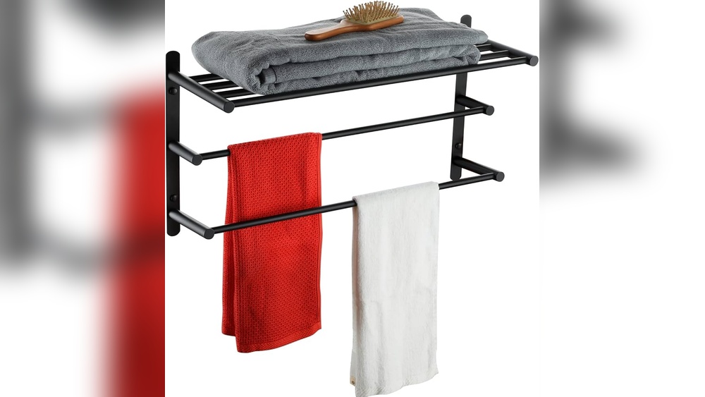 How to Hang Towels on a Single Towel Rack