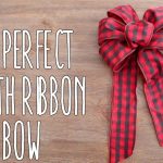 How to Make a Decorative Bow for a Wreath