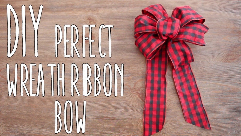 How to Make a Decorative Bow for a Wreath