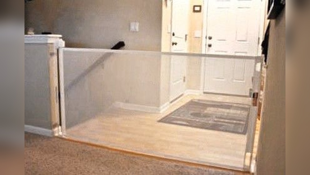 How to Make a Retractable Pet Gate