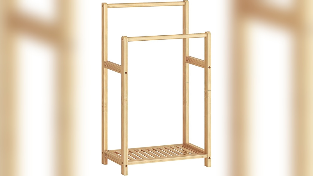 How to Make a Wood Towel Rack 2 Piece High