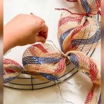 How to Make Wreath Out of Decorative Mesh