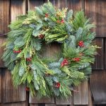 How to Make Your Own Decorative Wreath