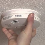 How to Remove a Battery from a Smoke Detector
