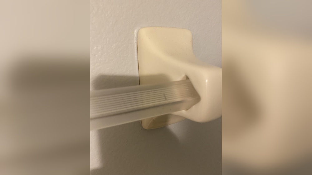How to Remove a Plastic Towel Rack