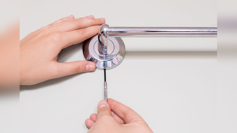 How to Remove a Towel Rack Without Set Screw
