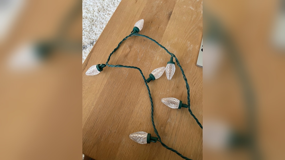 How to Shorten a Led Christmas Light String