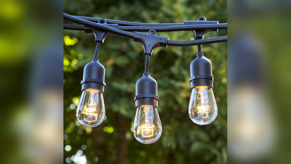 How to String Outdoor Led Lights