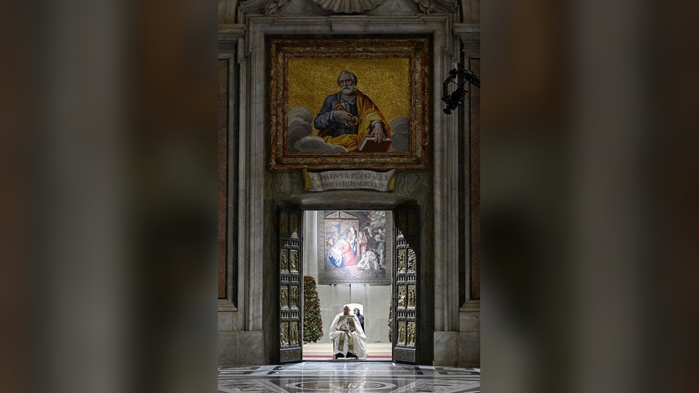 What'S Inside the Holy Door of St Peter'S Basilica