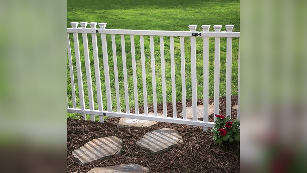 Best Outdoor Deck Gate for Kids Pets