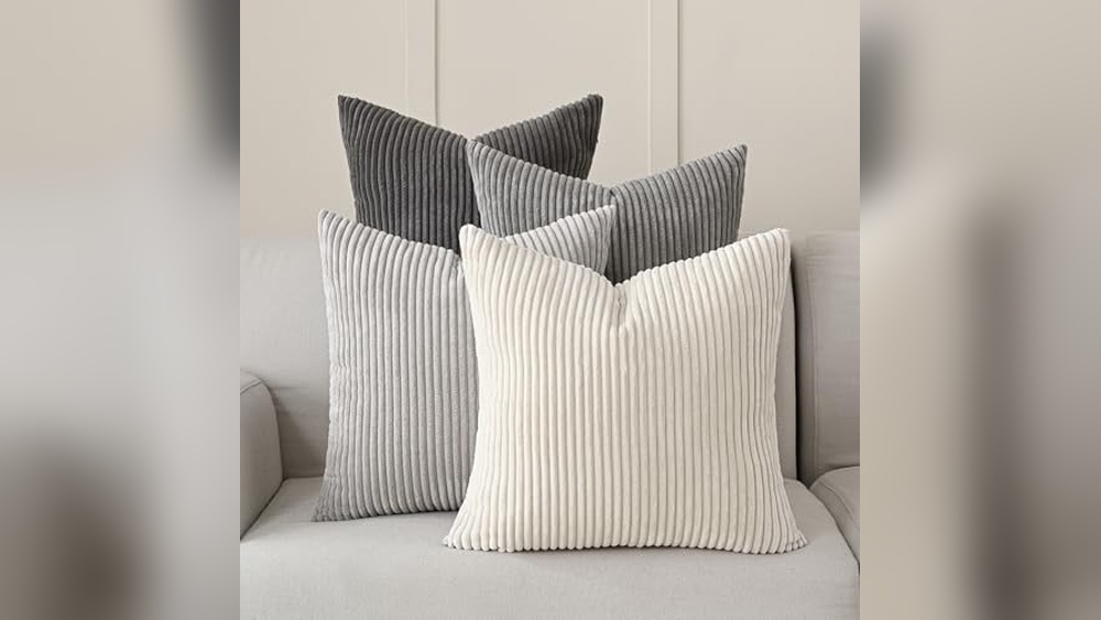 Best Throw Pillows for Grey Couch